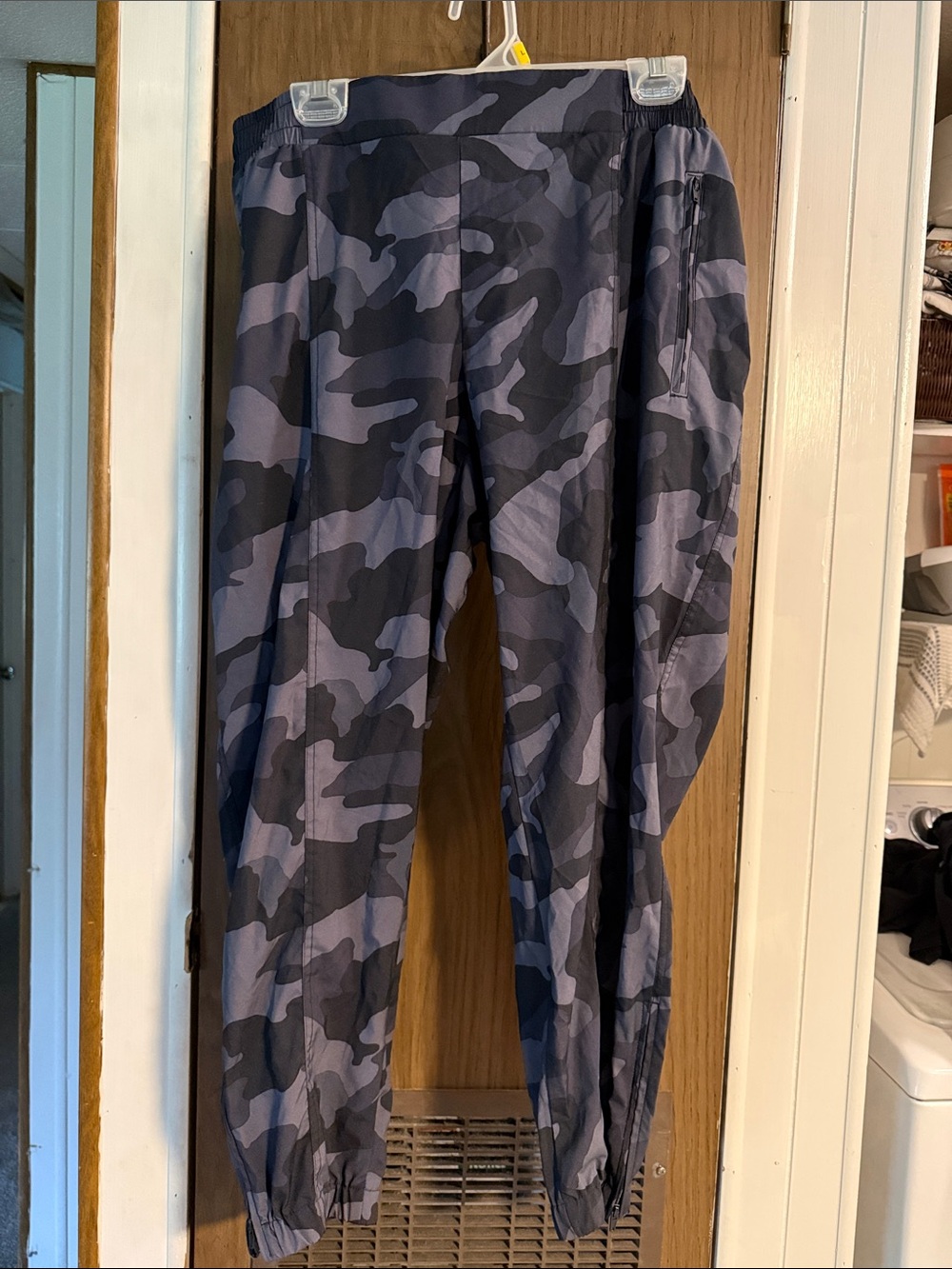 Old Navy Gray & Black Camo Track Joggers